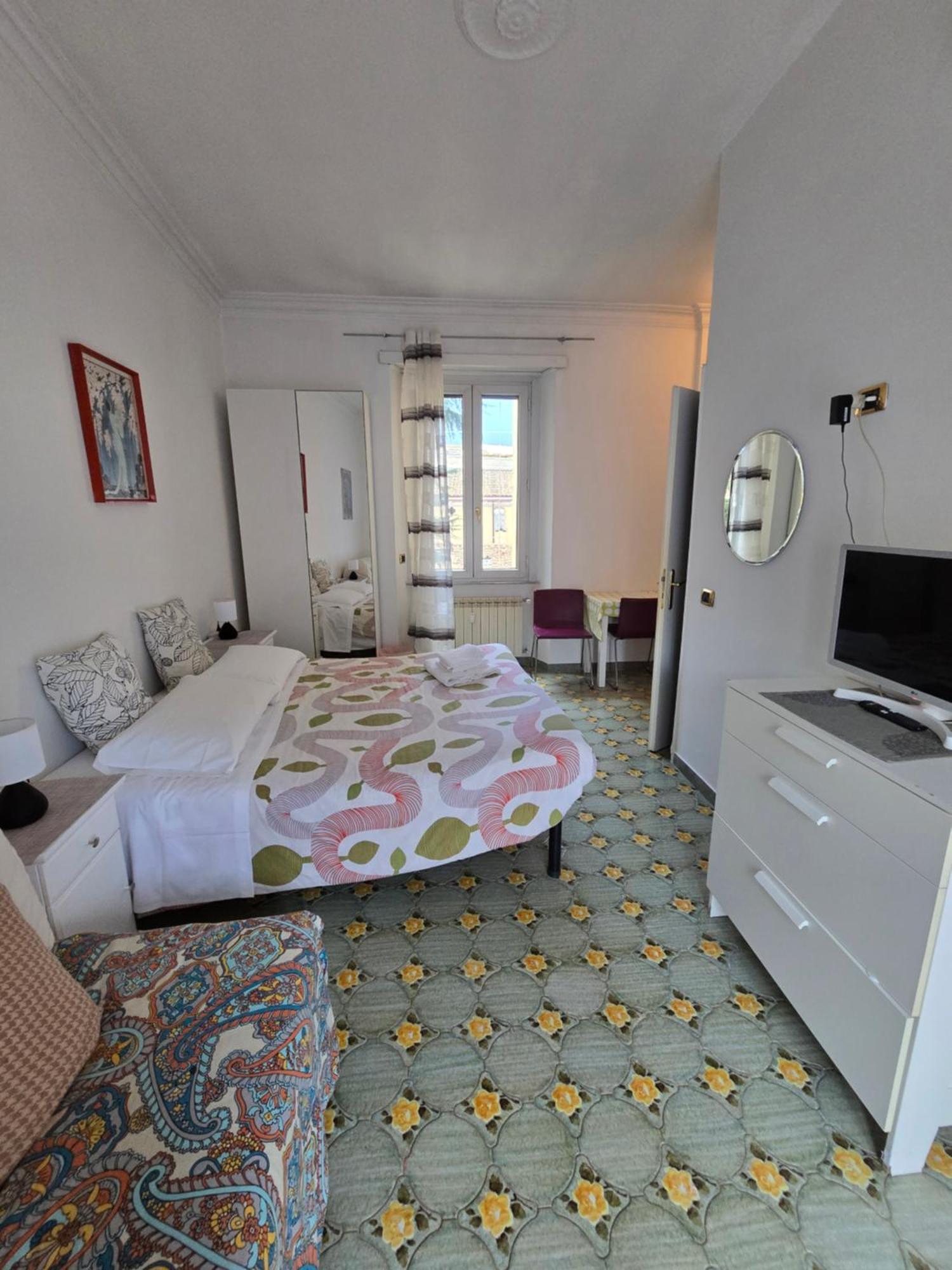 Appartamento Esquilino Di Yan Rom Exterior foto